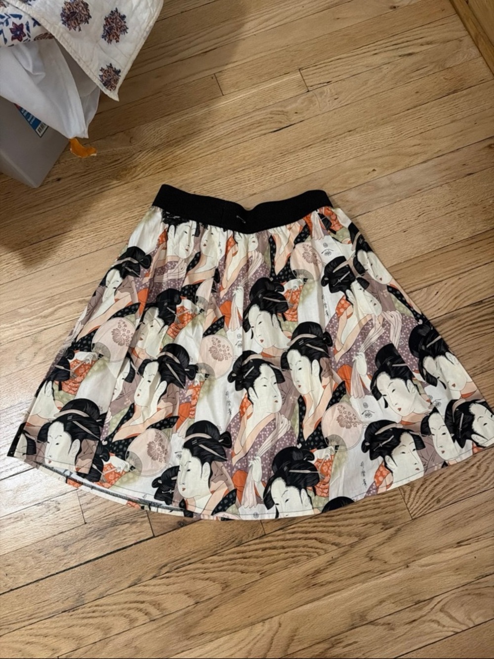 Printed A-Line Skirt with Geisha Motif - Black & Cream